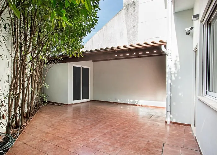 Guestready - & Spacious In شقة بورتو