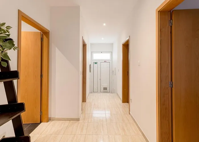 Guestready - & Spacious In Appartement Oporto